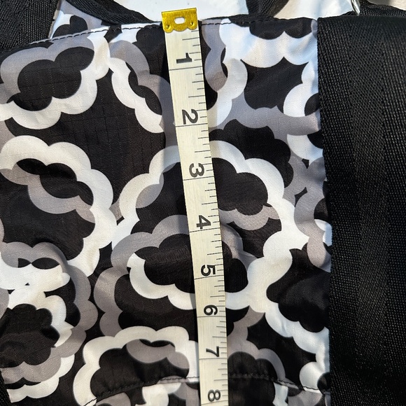 LeSportsac Large Shoulder Bag Purse Double Handles w/Metal Loops Black & White - Picture 15 of 15